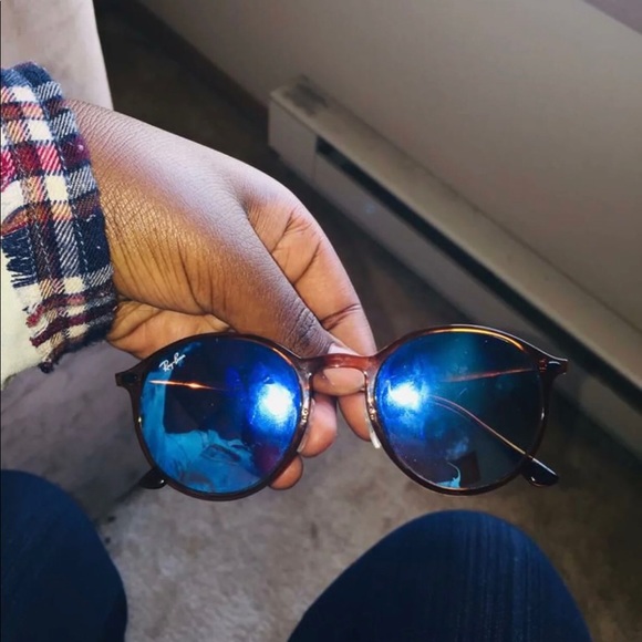 Ray-Ban suglasses! - Picture 2 of 5